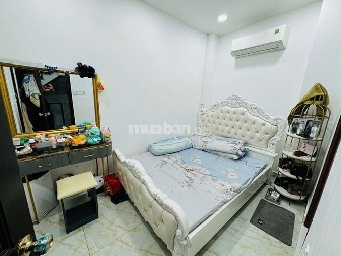 HẺM NHỰA XE TẢI – SÁT MẶT TIỀN LÊ VĂN SỸ, Q3 – 5 TẦNG – 63m2 - 18.8 tỷ
