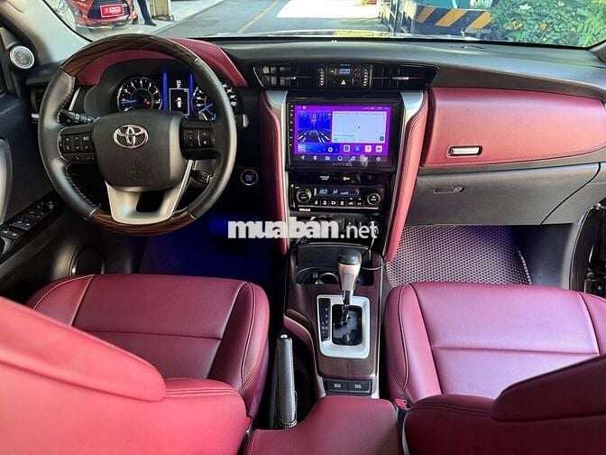 Toyota Fortuner 2.7AT(xăng,t/động)2017(giảm nhiều)