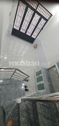 Bán Nhà Hẻm 3m: Bùi Thế Mỹ P.10 Q.Tân Bình - dt:18m2 trệt 2 lầu ST