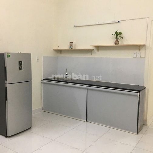 nhà cho thuê nguyên căn 60 m2 , 2 phòng ngũ , đầy đủ nội thất 