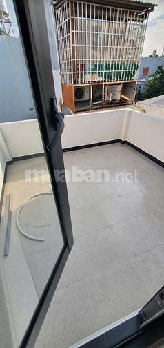 Bán Nhà Hẻm 3m: Bùi Thế Mỹ P.10 Q.Tân Bình - dt:18m2 trệt 2 lầu ST