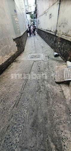 Bán Nhà Hẻm 3m: Bùi Thế Mỹ P.10 Q.Tân Bình - dt:18m2 trệt 2 lầu ST