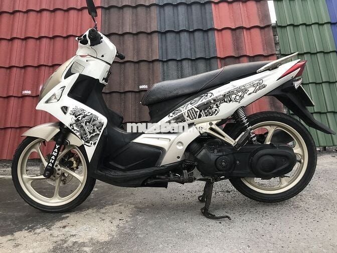 Yamaha novo 4 màu trắng biển số tphcm
