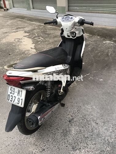 Yamaha novo 4 màu trắng biển số tphcm