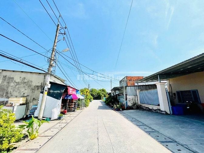690TR CẮT LỖ BÁN GẤP 167M2 ĐẤT THỔ MT XE TẢI TÂN PHÚ TRUNG, CỦ CHI