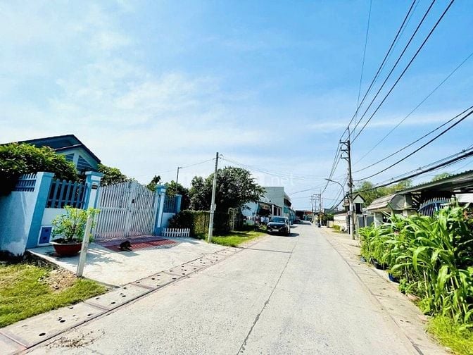 690TR CẮT LỖ BÁN GẤP 167M2 ĐẤT THỔ MT XE TẢI TÂN PHÚ TRUNG, CỦ CHI