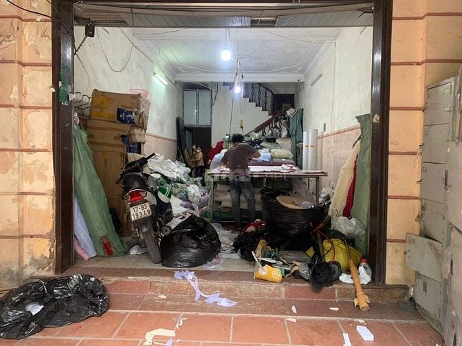 Cho thuê nhà mặt ngõ ô tô 90m2 x 5 tầng ở Kim Giang giá 26tr/tháng