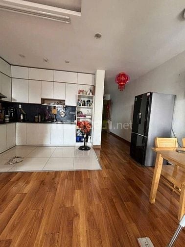 Chung cư Phú Thạnh, Nguyễn Sơn, TP: 3p ngủ, ban công, 90m2, 11tr/th