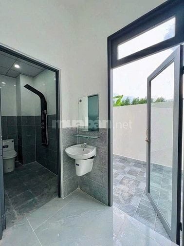 Siêu phẩm nhà nhiều tiện nghi + tặng nội thất đầy đủ + chỉ 590tr 