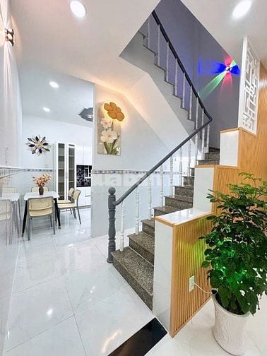 **BÁN NHÀ MỚI GẦN THÁNH THẤT TÂN KIM GIÁ RẺ**  100% THỔ CƯ 