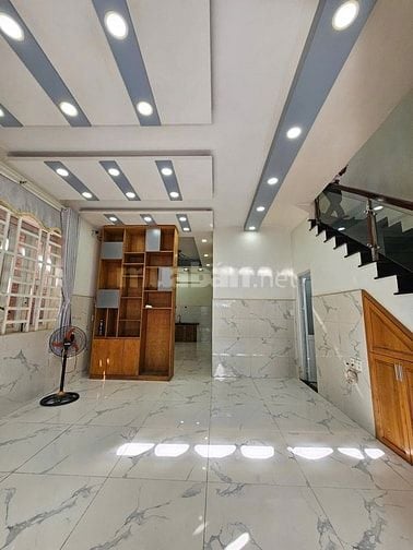 Bán NHÀ Mặt Tiền Tại Thành Phố Dĩ An