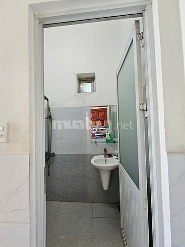 Bán NHÀ Mặt Tiền Tại Thành Phố Dĩ An
