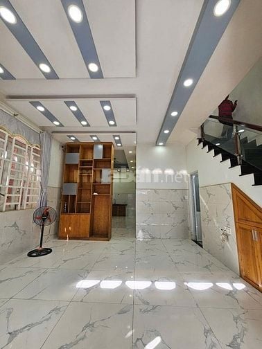 Bán NHÀ Mặt Tiền Tại Thành Phố Dĩ An