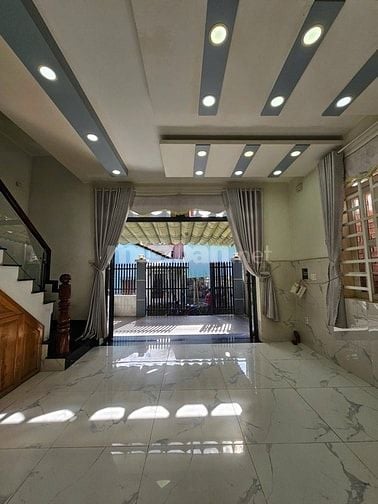 Bán NHÀ Mặt Tiền Tại Thành Phố Dĩ An