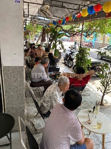 SANG NHƯỢNG QUÁN CAFE – VỊ TRÍ ĐẮC ĐỊA, DOANH THU ỔN ĐỊNH 