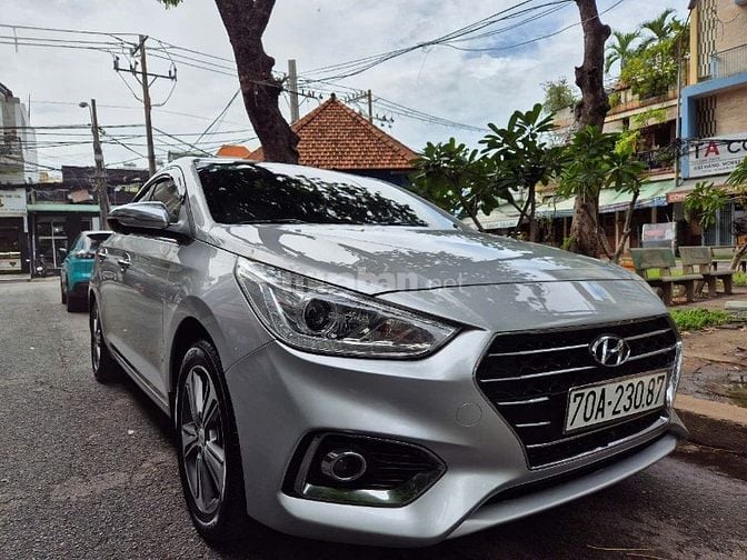 Cần bán Accent (ATH 1.4L) sx 2019AT,màu bạc,gđ sử dụng mới 98%.