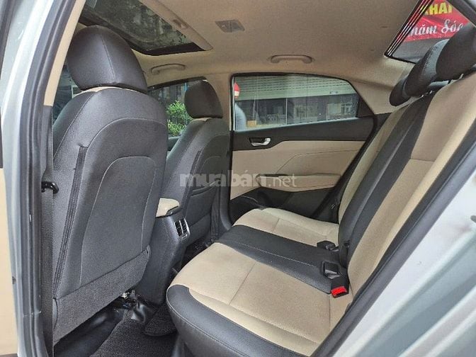 Cần bán Accent (ATH 1.4L) sx 2019AT,màu bạc,gđ sử dụng mới 98%.