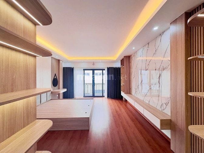 BÁN NHÀ PHỐ GIÁP NHẤT, 10M RA PHỐ, 8T THANG MÁY, NGÕ Ô TÔ GIÁ 13,5 TỶ 