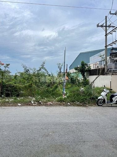 Đất Bán MT đường Bà Điểm 4 , ngang 10 x 40m , Thổ cư 306m2 - Giá 15ty