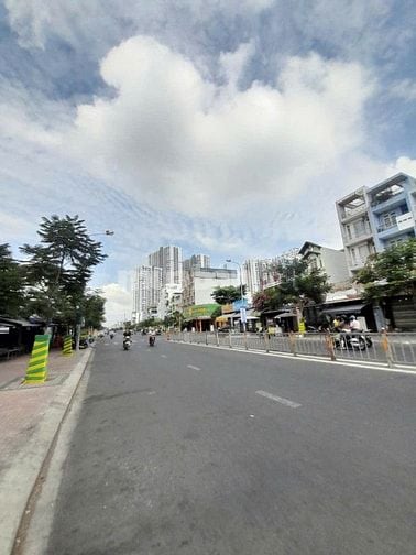 NGON NHỨC NÁCH ! TÒA NHÀ CAO TẦNG LÝ CHIÊU HOÀNG Q6 (4X26) CHỈ 17,5 TỶ