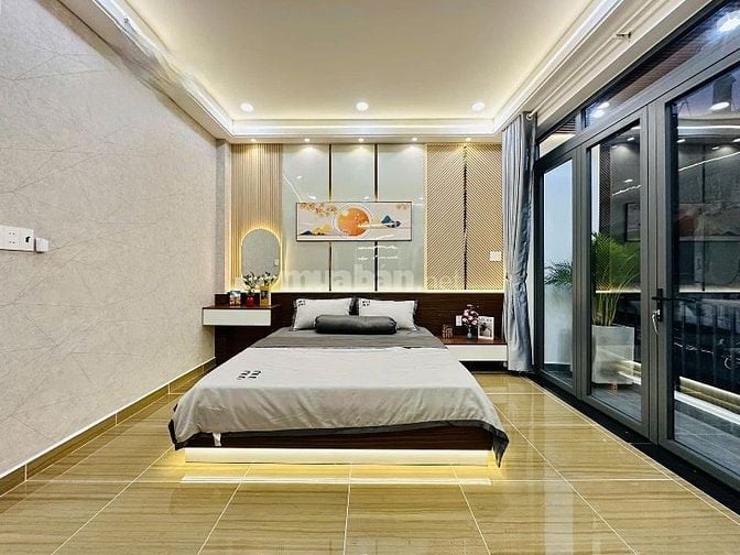 Giảm mạnh 400 triệu, bán gấp nhà Nguyễn Đình Chiểu, Phường 5, Quận 3