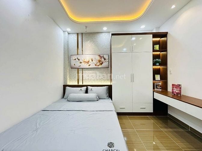 Giảm mạnh 400 triệu, bán gấp nhà Nguyễn Đình Chiểu, Phường 5, Quận 3