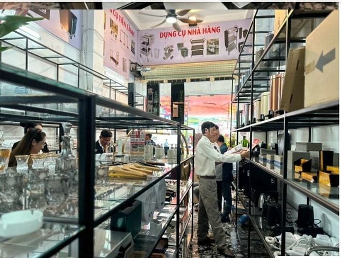 Cho thuê nhà mặt tiền Lũy Bán Bích, P.Tây Thạnh, Q.Tân Phú giá 18tr