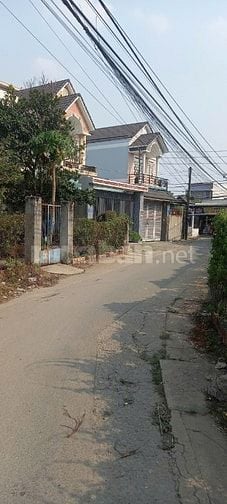 Bán Lô Đất dt 5 x 27m Góc 2 MT, SH Thổ Cư, Giá 3 tỷ 150. Kp9 Tân Phong