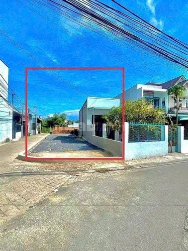 Bán Lô Đất dt 5 x 27m Góc 2 MT, SH Thổ Cư, Giá 3 tỷ 150. Kp9 Tân Phong