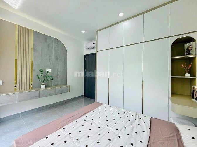 Bán nhà ngay Nguyễn Kiệm, Phú Nhuận. Giá 2 tỷ 590tr/60m2,sổ hồng riêng