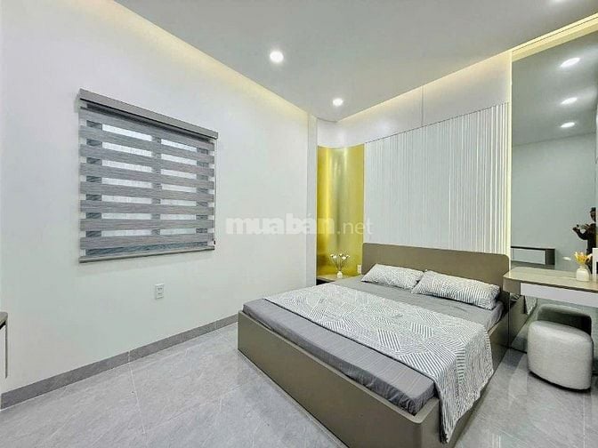 Bán nhà ngay Nguyễn Kiệm, Phú Nhuận. Giá 2 tỷ 590tr/60m2,sổ hồng riêng