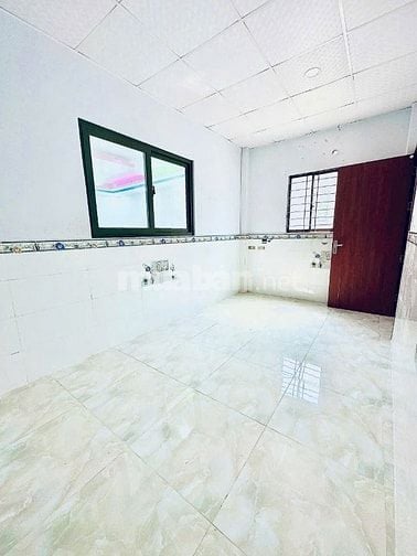 Nhà góc 2MT hẻm kế bến xe Q8. Bình hưng Bình chánh
