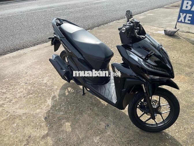 bán Vario màu den. mới keng. tra góp