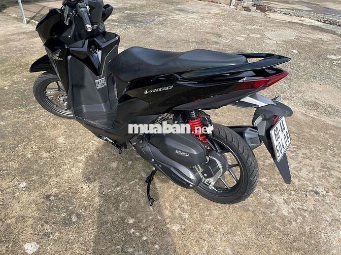 bán Vario màu den. mới keng. tra góp