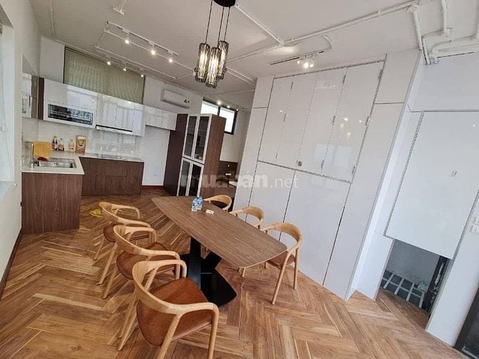 Bán Nhà Mặt Phố VIP, Hoàng Cầu, Đống Đa 216m, 9 tầng, mt10.5m, 118 tỷ