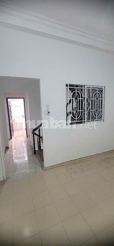 Chính chủ cho thuê nhà MT Ni Sư Huỳnh Liên,Tân Bình 4x14m trệt 3 lầu 