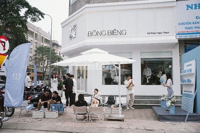 QUÁN CAFE LÔ GÓC SIÊU HIẾM GẦN VINCOM BÀ TRIỆU- ĐIỂM ĐẸP NGAY NGÃ 4