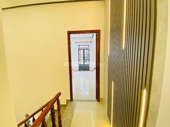Bán nhà tx22 đúc 1 lầu Sh riêng