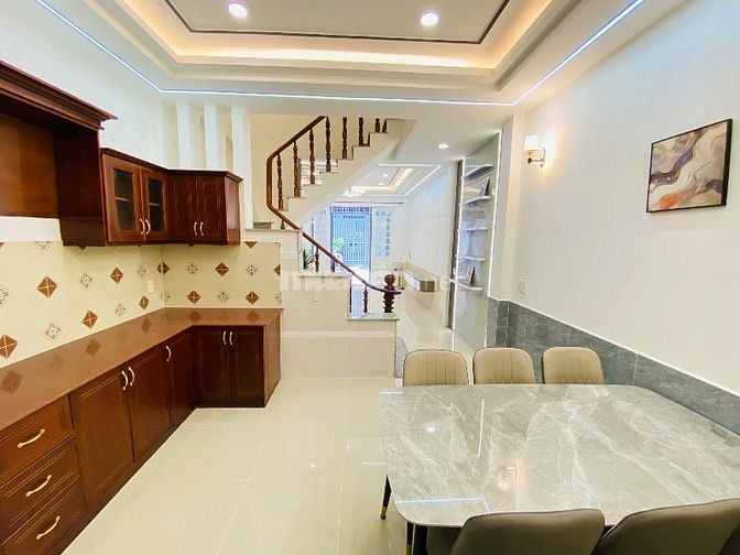 Bán nhà tx22 đúc 1 lầu Sh riêng