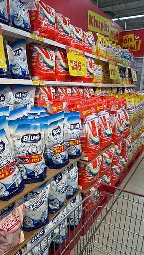 Cần người làm việc: đóng gói, dán tem ( tuổi 20- 66, chăm chỉ )