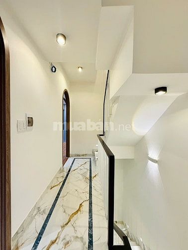 CHÍNH CHỦ BÁN NHÀ MỚI ĐẸPTHỐNG NHẤT LỬNG 3LẦU MỚI XÂY FULL NỘI THẤT