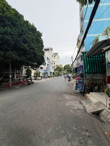 Bán nhà mặt tiền đường số Tân Quy, Q7