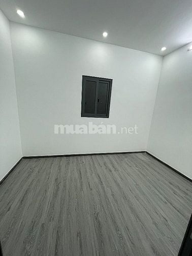 Nhà đẹp 2,25tỷ , Sát bên cầu Ông Bốn  4 phòng ngủ, 3WC