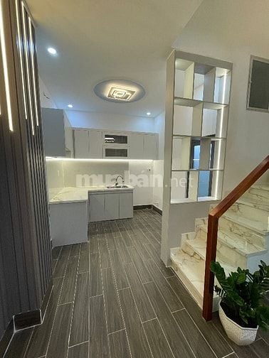 Nhà đẹp 2,25tỷ , Sát bên cầu Ông Bốn  4 phòng ngủ, 3WC