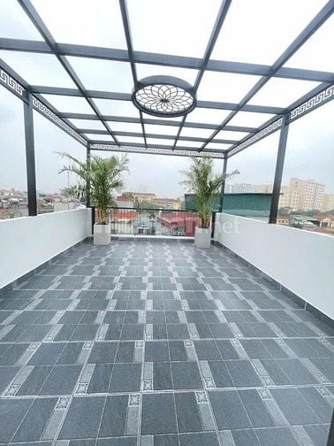 BÁN NHÀ LÔ GÓC NGỌC THỤY - 6TẦNG THANG MÁY - Ô TÔ NGỦ TRONG NHÀ 