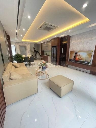 BÁN NHÀ LÔ GÓC NGỌC THỤY - 6TẦNG THANG MÁY - Ô TÔ NGỦ TRONG NHÀ 