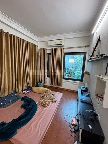 Bán nhà đẹp phố Đội Cấn quận Ba Đình, mặt tiền 5,1m, gần phố 