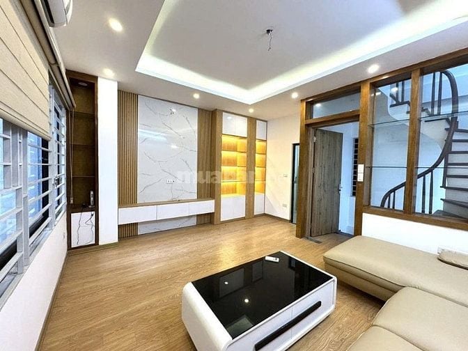 Bán Cực Phẩm 
