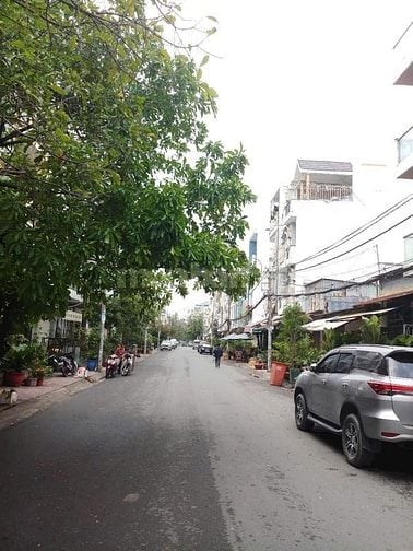 Bán Gấp 2 căn liền đường hoàng kim giao F5Q8 dt: 8mx26m, 4lau st
