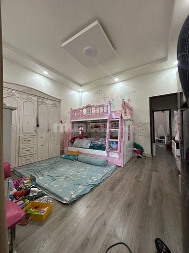 CHO THUÊ NHÀ MẶT TIỀN NGUYÊN CĂN ĐẸP ĐƯỜNG ĐÔNG ĐÚC